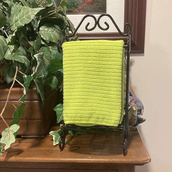 Shiny Black Wrought Iron Hand Tip Towel Rack or Jewelry Stand - Picture 9 of 11